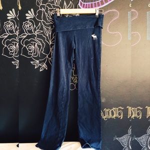 ABERCROMBIE YOGA PANTS
